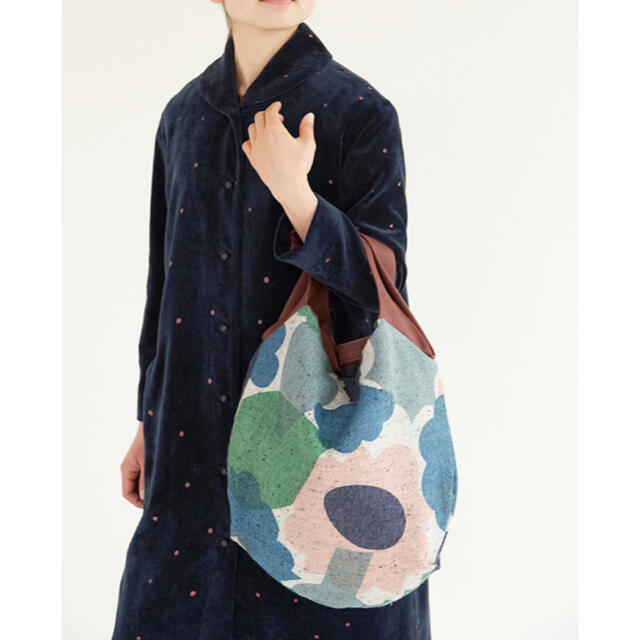 レア!ミナペルホネン flower basketメランザーナバッグ - トートバッグ
