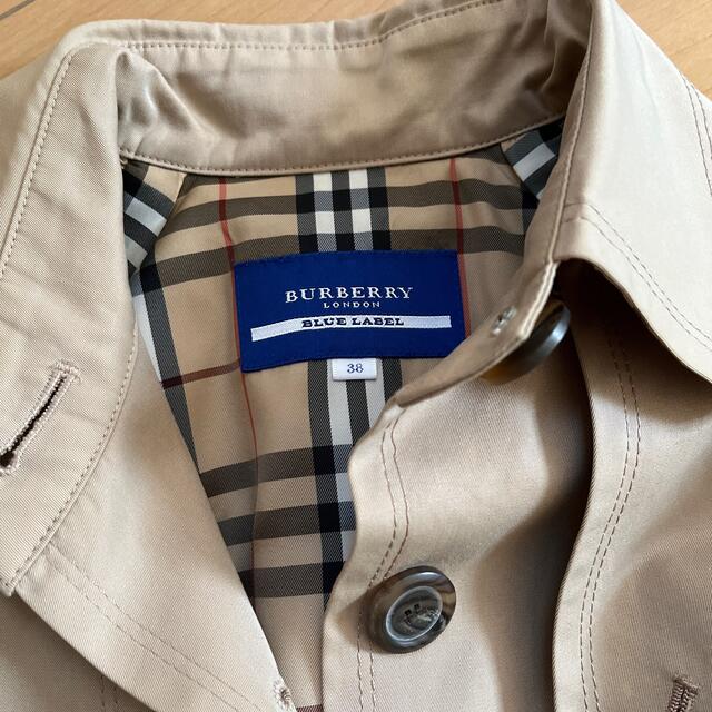 BURBERRY BLUE LABEL(バーバリーブルーレーベル)のBurberry ブルーレーベル レディースのジャケット/アウター(トレンチコート)の商品写真