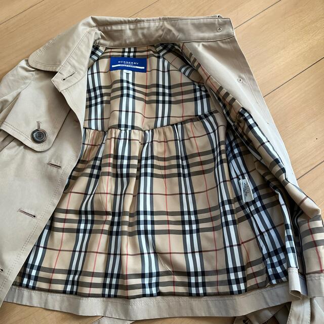 BURBERRY BLUE LABEL(バーバリーブルーレーベル)のBurberry ブルーレーベル レディースのジャケット/アウター(トレンチコート)の商品写真