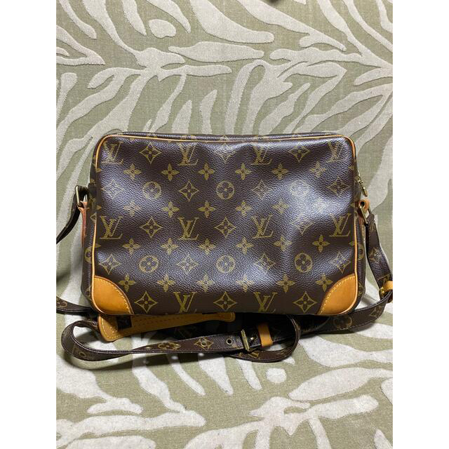 LOUIS VUITTON(ルイヴィトン)のルイヴィトン　LOUISVUITTON  ナイル　モノグラム　ショルダーバック　 レディースのバッグ(ショルダーバッグ)の商品写真