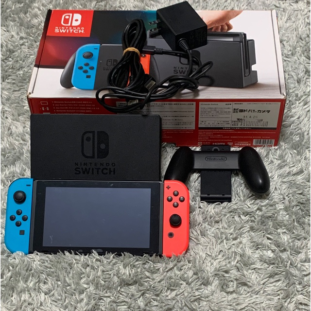 Nintendo Switch(ニンテンドースイッチ)のNintendo Switch エンタメ/ホビーのゲームソフト/ゲーム機本体(家庭用ゲーム機本体)の商品写真