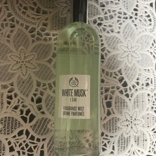 ザボディショップ(THE BODY SHOP)のザ　ボディショップ　ホワイトムスク　ロー(香水(女性用))