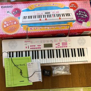 CASIO - CASIO 電子ピアノキーボード LK-121の通販 by kiki's shop