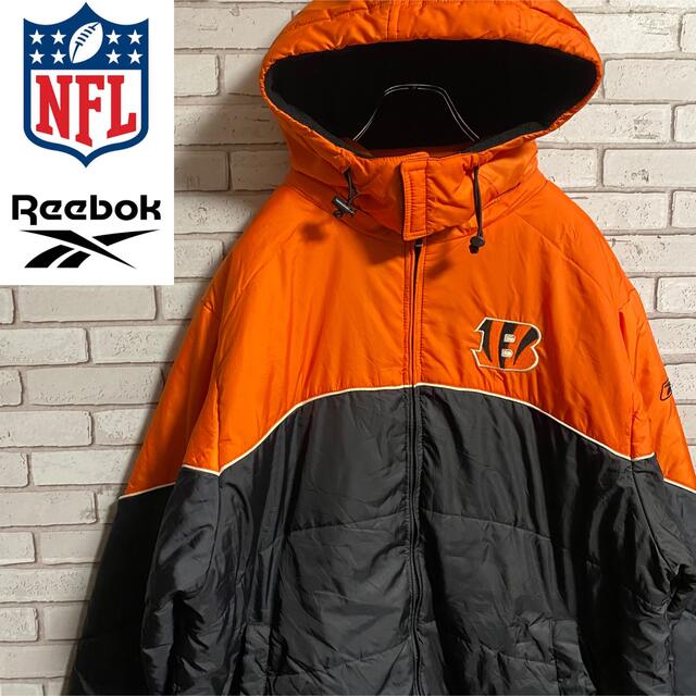 Reebok(リーボック)の90s 古着 NFL リーボック 刺繍ロゴ ナイロン ゆるだぼ ビッグシルエット メンズのジャケット/アウター(ブルゾン)の商品写真