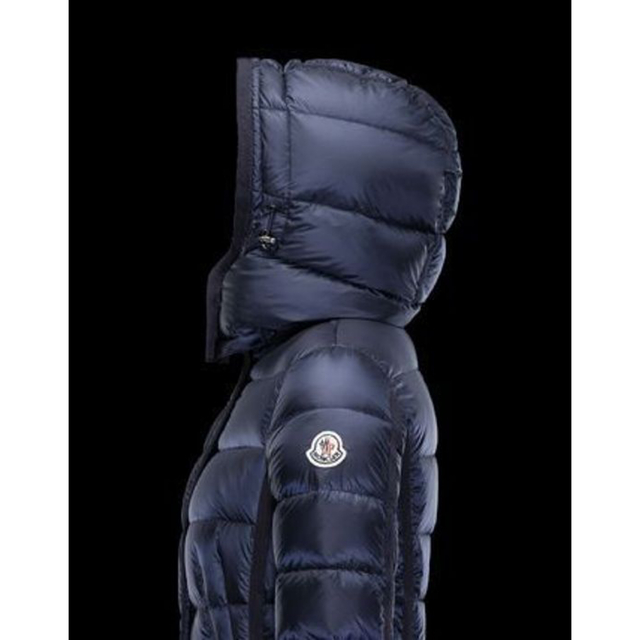 MONCLER(モンクレール)の【1月31日まで¥50000値下げ】モンクレール　ダウンコート エルミンヌ レディースのジャケット/アウター(ダウンコート)の商品写真