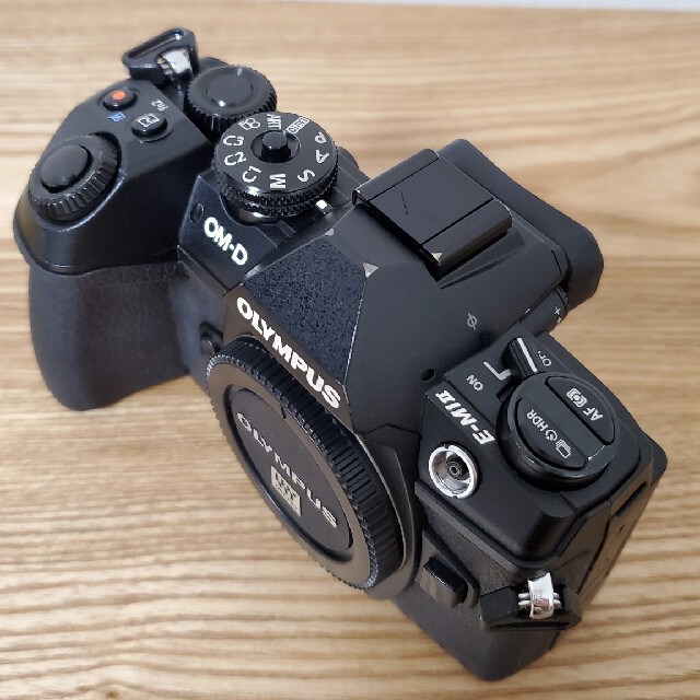 OLYMPUS omd em1 mark2 ボディ 2022新作モデル 51.0%OFF