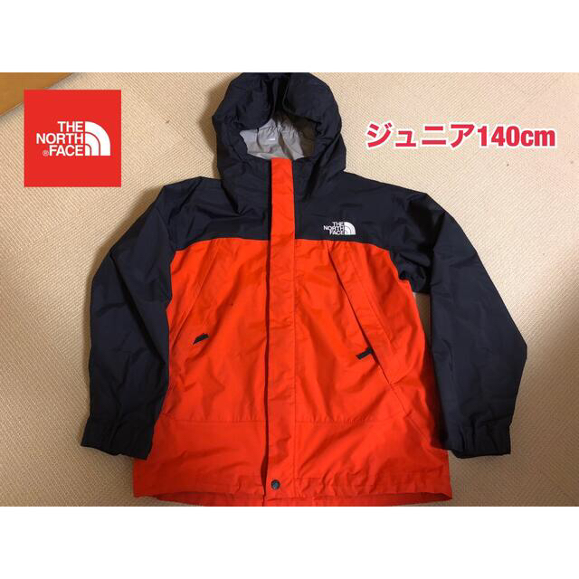 THE NORTH FACE(ザノースフェイス)の【ままな様専用】ノースフェイス　ジュニア140cm  ドットショットジャケット キッズ/ベビー/マタニティのキッズ服男の子用(90cm~)(ジャケット/上着)の商品写真