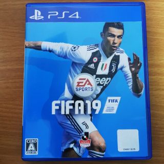 FIFA 19 PS4(家庭用ゲームソフト)