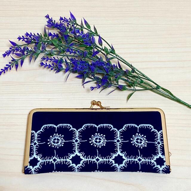 ★ミナペルホネン★anemone navy のがま口財布