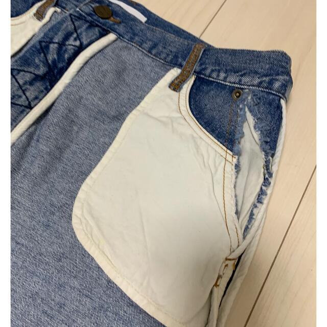 Ameri VINTAGE(アメリヴィンテージ)の【最終値下】Ameri REVERSE STRAIGHT DENIM レディースのパンツ(デニム/ジーンズ)の商品写真