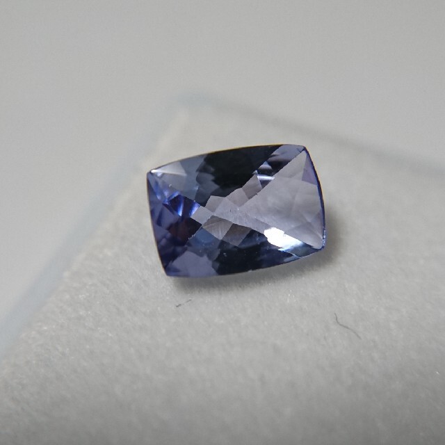 タンザナイト ルース No.4  0.9ct ハンドメイドの素材/材料(各種パーツ)の商品写真