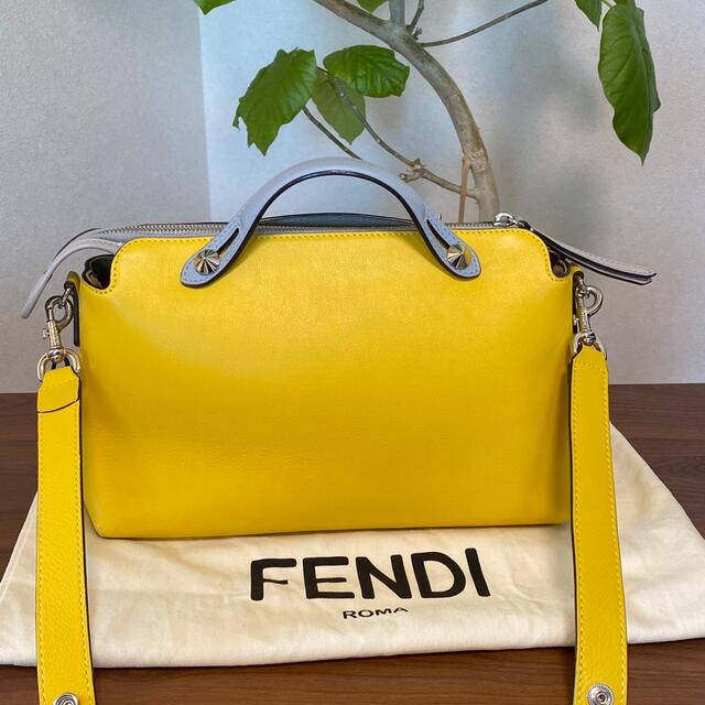 FENDI(フェンディ)の【美品・希少】フェンディ　バイザウェイ　イエロー　ストラップ　2way レディースのバッグ(ハンドバッグ)の商品写真