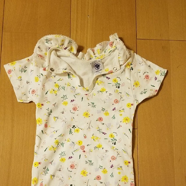 PETIT BATEAU(プチバトー)のプチバトー　24m 86cm ロンパース型カットソー キッズ/ベビー/マタニティのベビー服(~85cm)(シャツ/カットソー)の商品写真