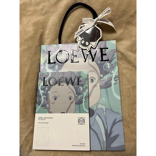 LOEWE(ロエベ)の LOEWEロエベ　千と千尋の神隠し 千尋 ノベルティ ノート +ショッパー エンタメ/ホビーのコレクション(ノベルティグッズ)の商品写真