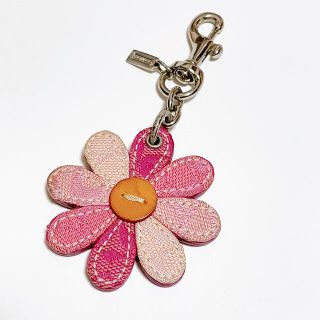 COACH - COACH コーチ キーホルダー チャーム 花 フラワーの通販