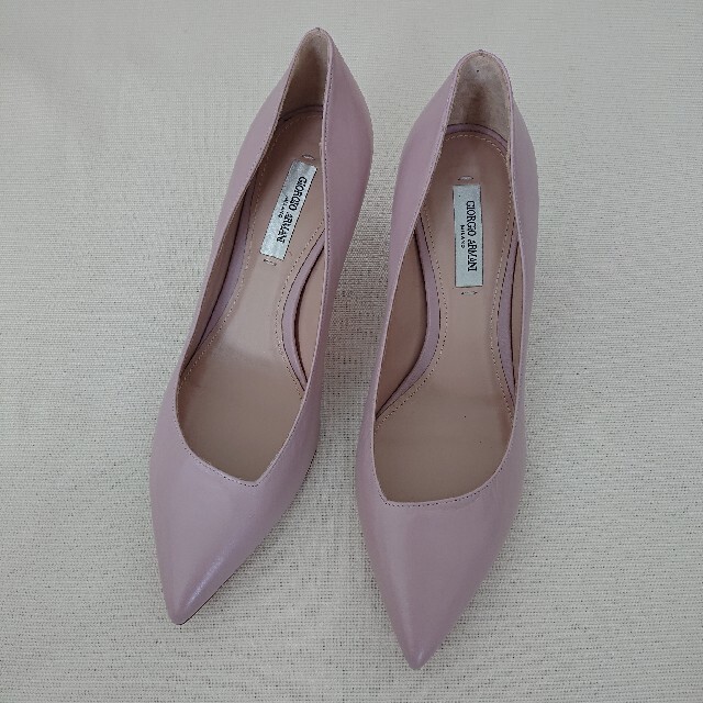 GIORGIO ARMANI アルマーニ【美品】アシンメトリーデザインパンプス
