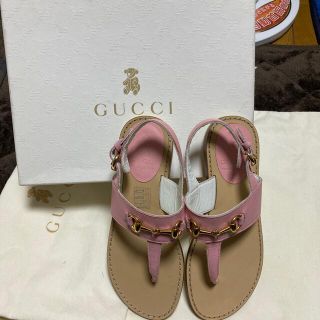 グッチ(Gucci)のグッチ　サンダル　子供　サイズ31(サンダル)