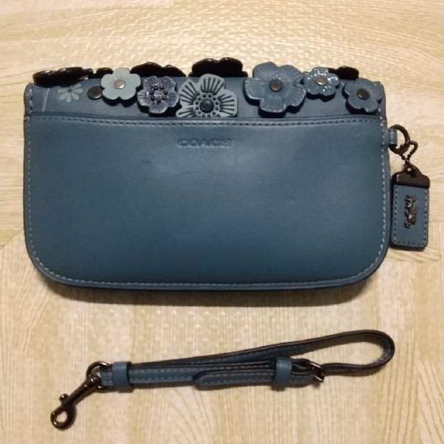 COACH(コーチ)のCOACH ティーローズ   本革クラッチバック 長財布 レディースのバッグ(クラッチバッグ)の商品写真