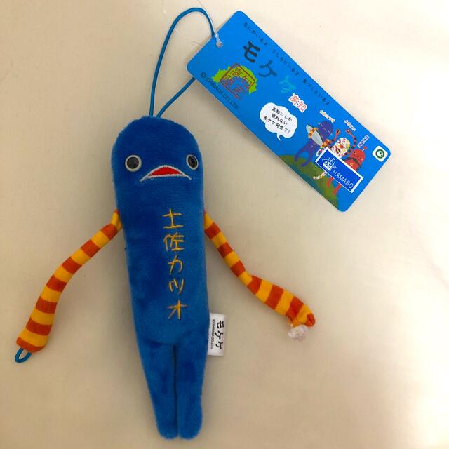 モケケ 高知限定⭐︎土佐カツオ エンタメ/ホビーのおもちゃ/ぬいぐるみ(キャラクターグッズ)の商品写真
