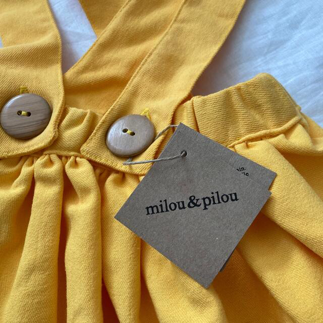 Milou & Pilou　イエロー吊スカート　98 キッズ/ベビー/マタニティのキッズ服女の子用(90cm~)(スカート)の商品写真