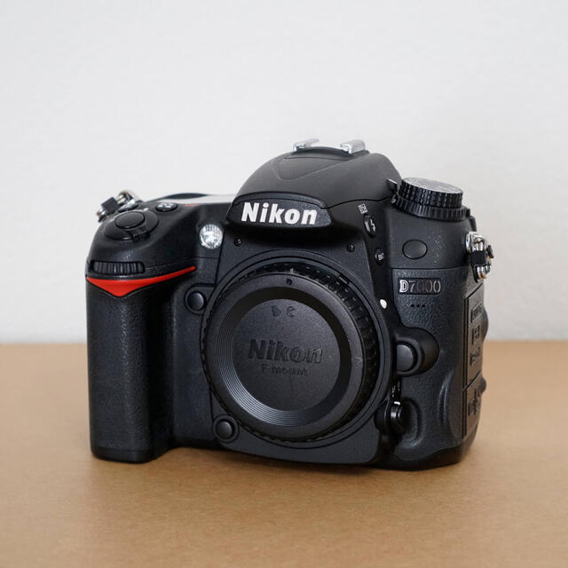 Nikon(ニコン)の【美品】Nikon D7000 ボディ スマホ/家電/カメラのカメラ(デジタル一眼)の商品写真