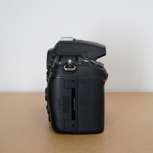 Nikon(ニコン)の【美品】Nikon D7000 ボディ スマホ/家電/カメラのカメラ(デジタル一眼)の商品写真