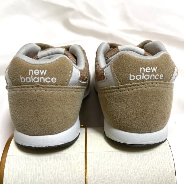 New Balance(ニューバランス)のニューバランス　996 ベージュ　14センチ キッズ/ベビー/マタニティのベビー靴/シューズ(~14cm)(スニーカー)の商品写真