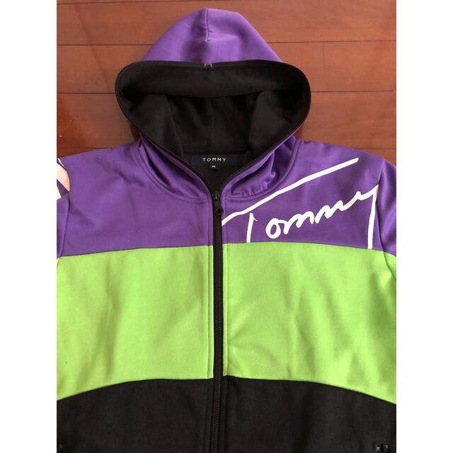 TOMMY(トミー)の古着　トミー　デカロゴ　トラックジャケット◇Ｍサイズ◇TOMMY◇M-0355 メンズのトップス(ジャージ)の商品写真