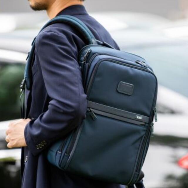 未使用 TUMI Slim バックパック ビジネス メンズ ショルダーバッグ 青