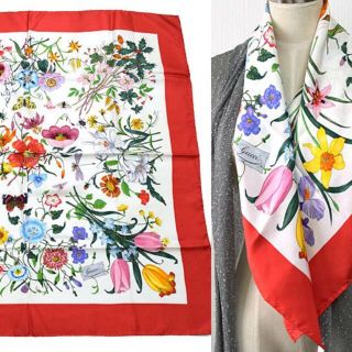 グッチ(Gucci)のグッチ■ヴィンテージ　ロゴ入り　花柄大判シルクスカーフ　フローラ　レッド　赤(バンダナ/スカーフ)