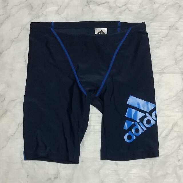 adidas(アディダス)のadidas 水着 160 新品 キッズ/ベビー/マタニティのキッズ服男の子用(90cm~)(水着)の商品写真