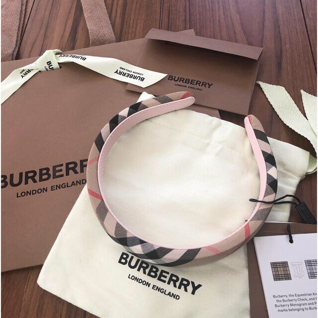BURBERRY カチューシャ - ヘアアクセサリー BURBERRY カチューシャ - ヘアアクセサリー
