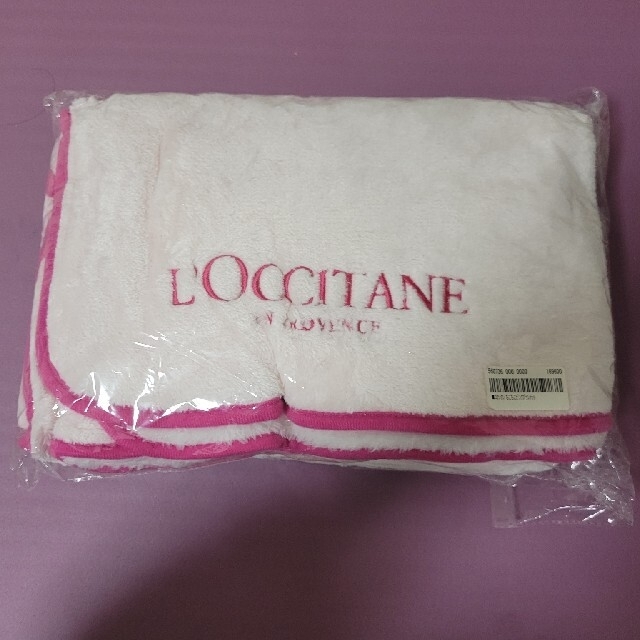 L'OCCITANE(ロクシタン)のロクシタン ノベルティ モコモコピンクブランケット エンタメ/ホビーのコレクション(ノベルティグッズ)の商品写真