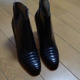 サルヴァトーレフェラガモ(Salvatore Ferragamo)のフェラガモ  ショートブーツ   ブーツ   新品  23.5相当(ブーツ)