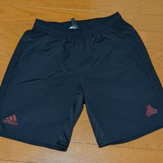 アディダス(adidas)のアディダス　ショートパンツ(ショートパンツ)