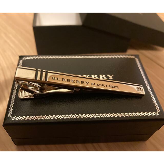 BURBERRY BLACK LABEL(バーバリーブラックレーベル)のループ様BURBERRY BLACK LABEL ブラック ネクタイピン メンズのファッション小物(ネクタイピン)の商品写真