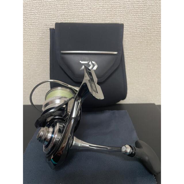 DAIWA(ダイワ)のダイワ(DAIWA) 18 イグジスト LT3000S-C 美品 スポーツ/アウトドアのフィッシング(リール)の商品写真