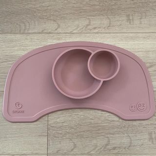 ストッケ(Stokke)の【りんご様専用】ストッケ ステップス イージーピージー マット ピンク(プレート/茶碗)