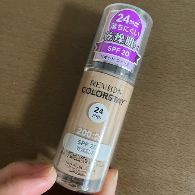 REVLON(レブロン)のレブロン カラーステイ メイクアップ ND 200 ヌード(30ml) コスメ/美容のベースメイク/化粧品(ファンデーション)の商品写真