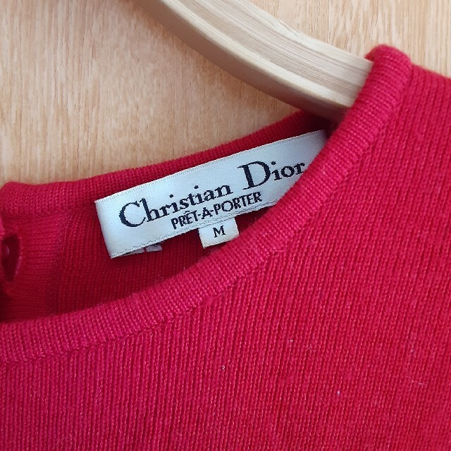 Christian Dior(クリスチャンディオール)のChristian Dior クリスチャン・ディオール ニット フリル 赤 古着 レディースのトップス(ニット/セーター)の商品写真