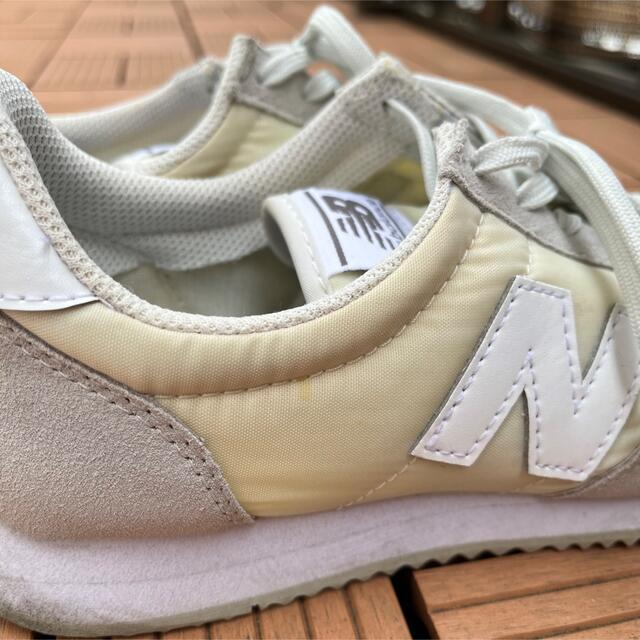 New Balance(ニューバランス)のニューバランス　ホワイト　25センチ レディースの靴/シューズ(スニーカー)の商品写真