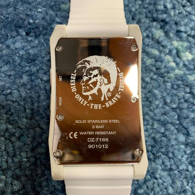 DIESEL(ディーゼル)のここぱぱ様専用　diesel ディーゼル　時計 メンズの時計(腕時計(デジタル))の商品写真