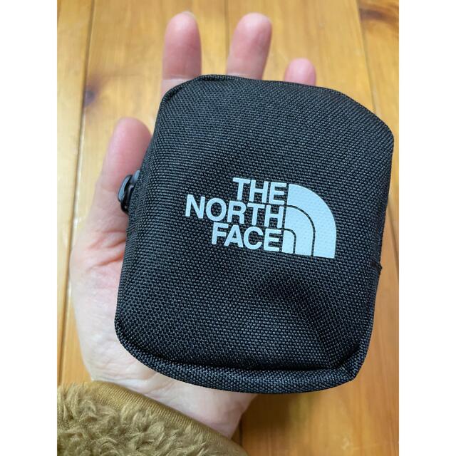 THE NORTH FACE(ザノースフェイス)の韓国限定 新品　ノースフェイス ミニポーチ キーホルダータイプ ブラック レディースのファッション小物(コインケース)の商品写真