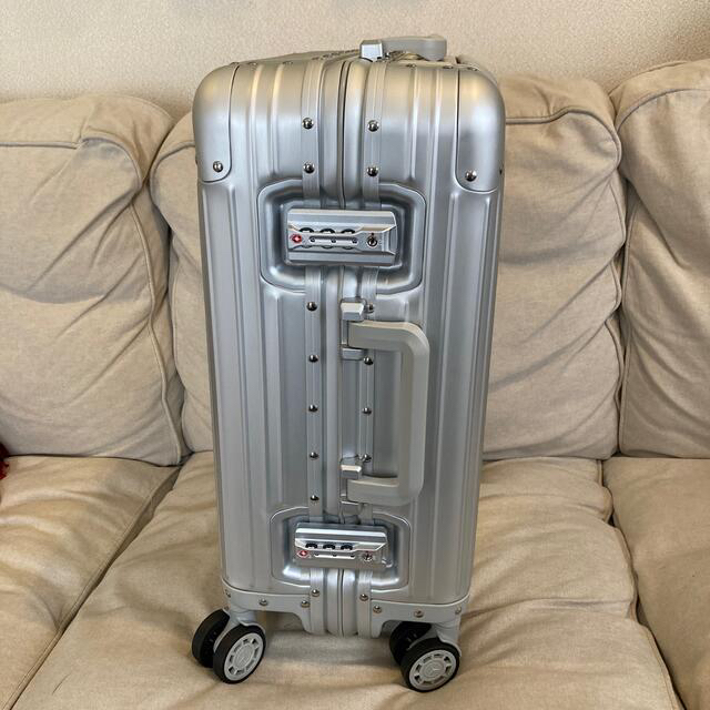 スーツケースベンツ 1