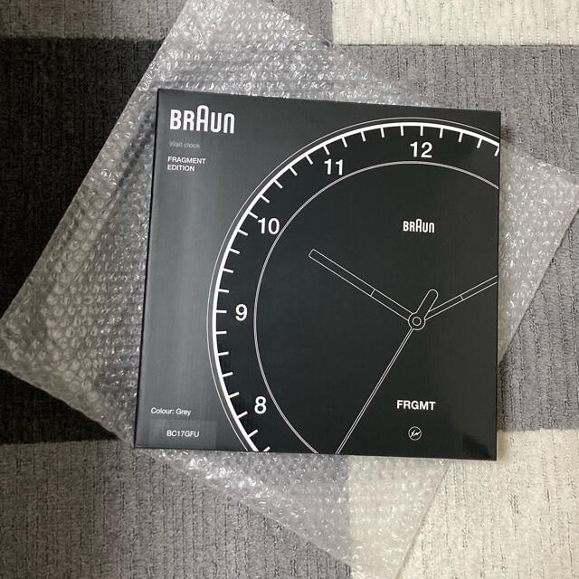 FRAGMENT(フラグメント)のBraun x Fragment Classic Wall Clock インテリア/住まい/日用品のインテリア小物(掛時計/柱時計)の商品写真