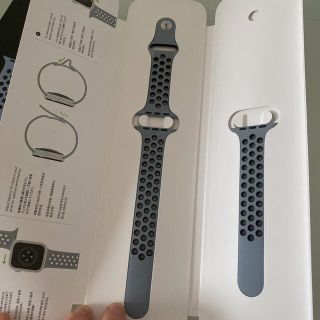 アップルウォッチ(Apple Watch)のアップルウォッチ　ベルト　NIKEモデル(ラバーベルト)