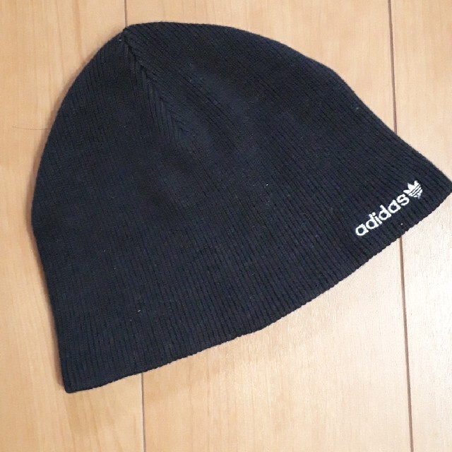 adidas(アディダス)のアディダスのニット帽子[浅目] メンズの帽子(ニット帽/ビーニー)の商品写真