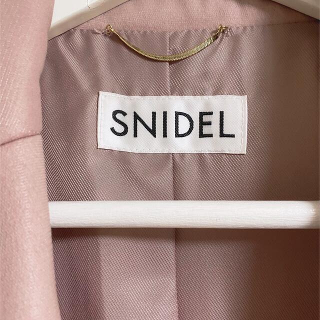 SNIDEL(スナイデル)のスナイデル　人気チュールコート　ピンク レディースのジャケット/アウター(ロングコート)の商品写真