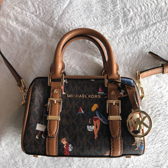 ✨️未使用品✨MICHEAL KORS ミニショルダー レッド