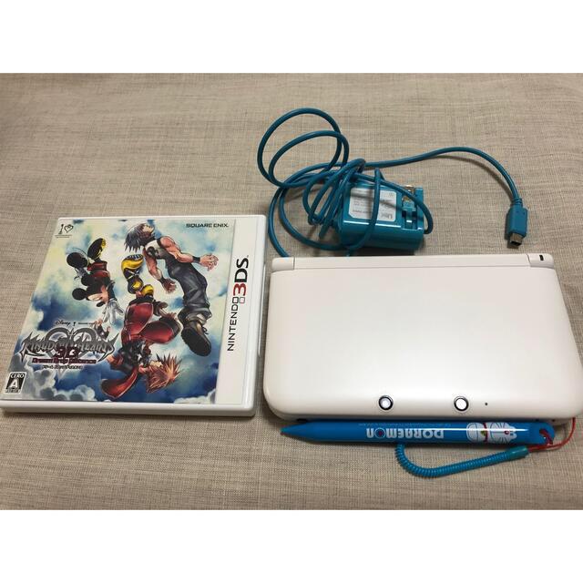 【品】3DS LL 本体、キングダムハーツ、充電器、タッチペン　セットエンタメ/ホビー